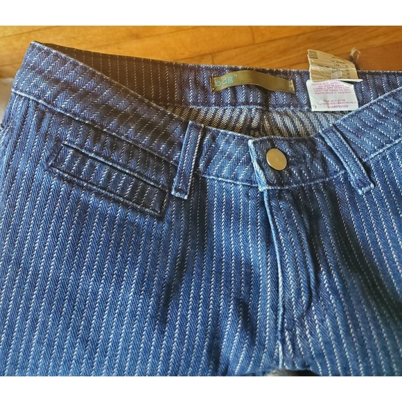 Y2K NWT Women's SZ 1/2 Distressed Flare Pinstripe Boot Cut BDG Jeans Raw Hem - Picture 5 of 9